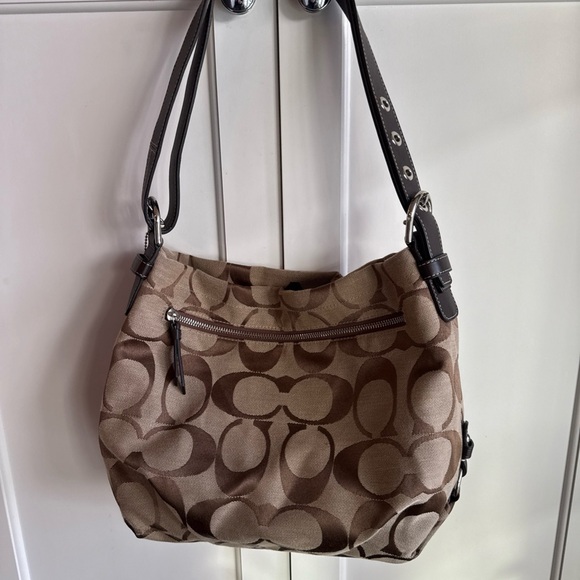 COACH K1176 F15067 Signature C Logo Jacquard Brown Shoulder Bag Purple Lining - Picture 13 of 14